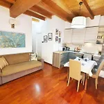 Duomo Center Apartman *