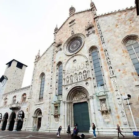 Duomo Center Apartmán *